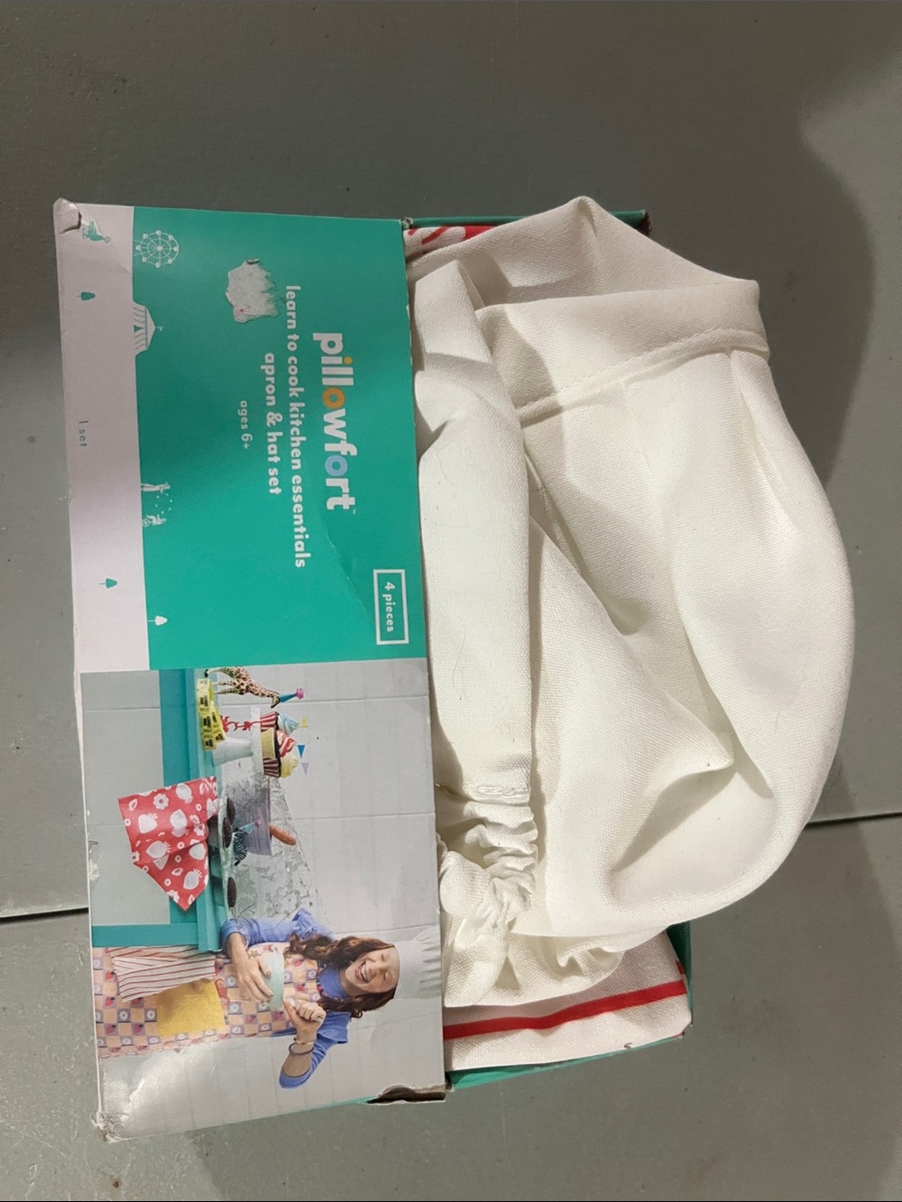 Pillowfort Cream Kids Chef Hat
